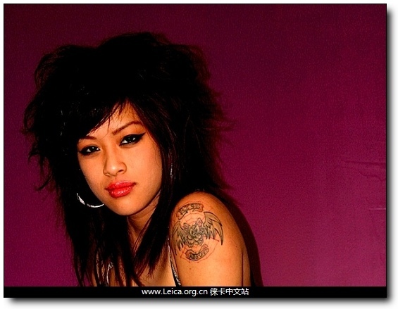 打破构图常规 打破构图常规